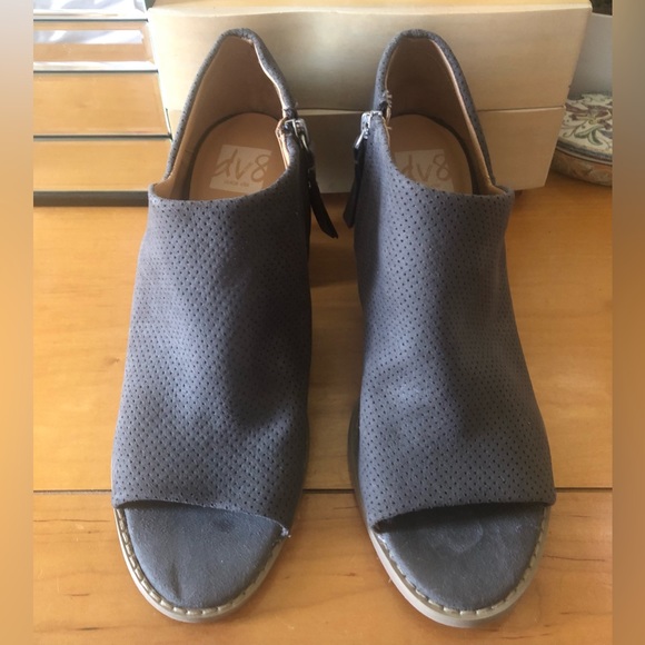 NWOT DV8 Jinna perforated peep toe bootie - Picture 2 of 11